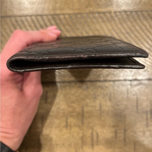AUTHENTIC GUCCI BROWN LEATHER BIFOLD CARDHOLDER/WALLET. Can be Unisex. 5.5 x 4” - Picture 3 of 10